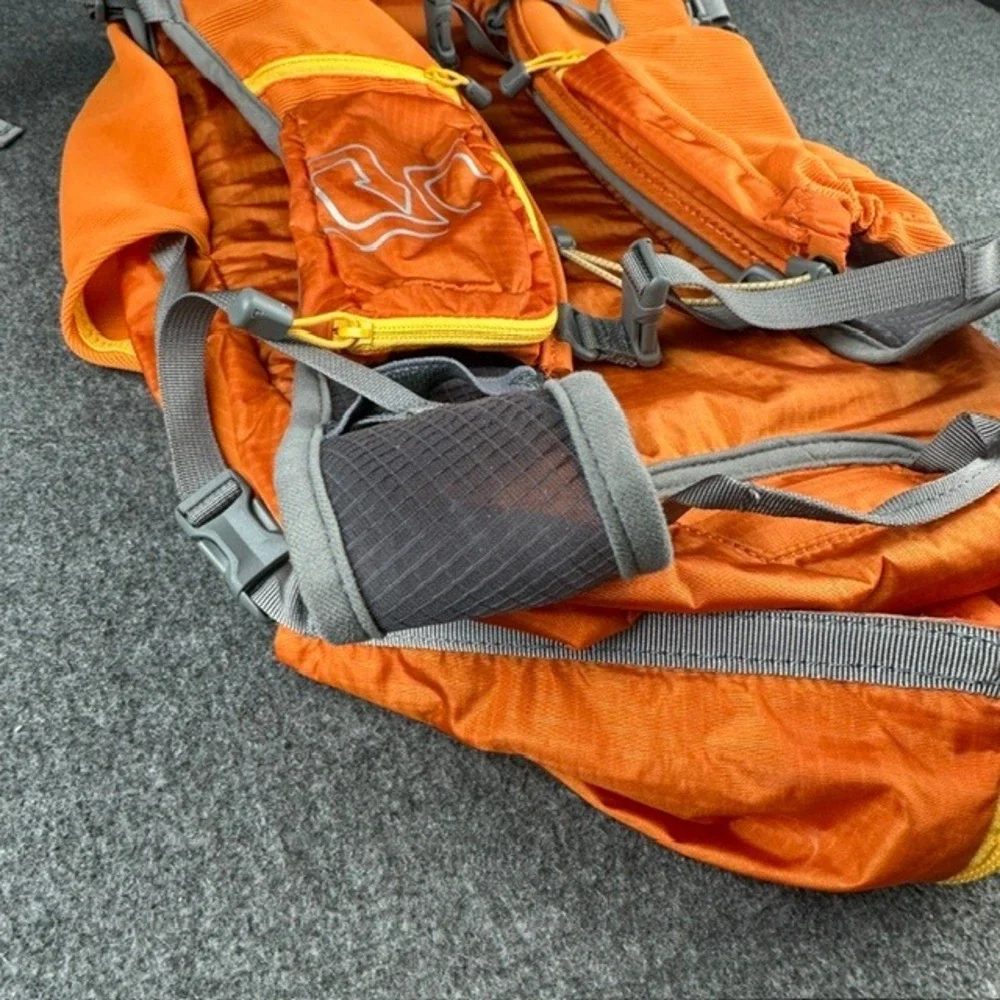Ultimate Direction Fastpack 15 Autumn Orange Running Vest Backpack S/M 80457117